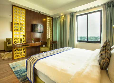 Grand Deluxe Room